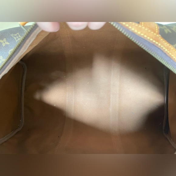 Louis Vuitton Duffle - Picture 12 of 12